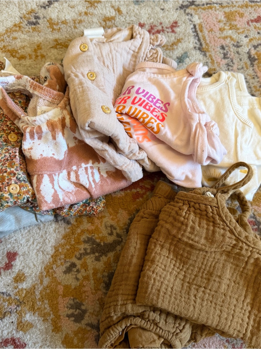Baby girl clothes bundle nb-3mo - Picture 4 of 5